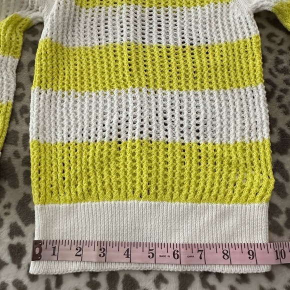 GapKids Striped Open Weave Sweater in Yellow & White Size Small 6 7 - Picture 16 of 17